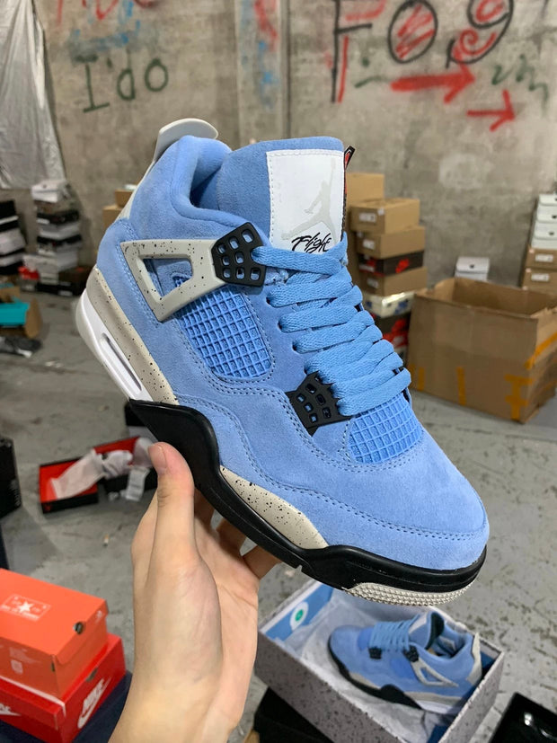 Air Jordan 4 Retro "University Blue "