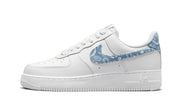 '07 Essential White Worn Blue Paisley