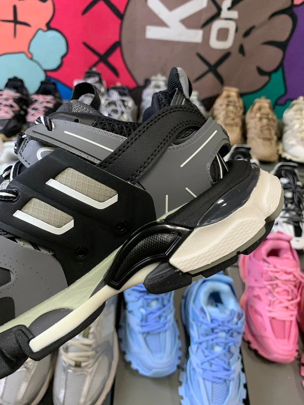 Balenciaga Sneaker Tess 3.0