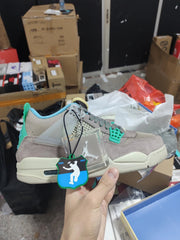 AJ4 X Union "Taupe Haze"