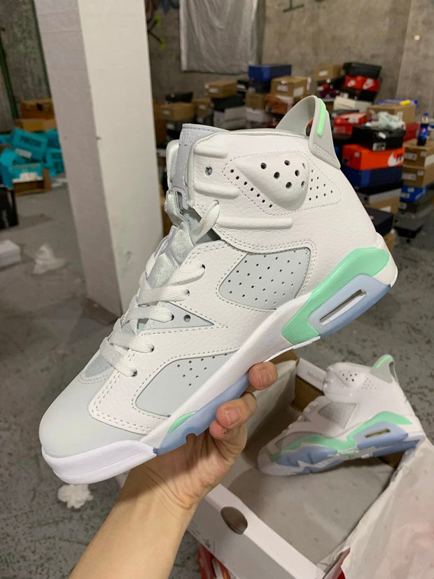 Air Jordan 6 Retro "Mint Foam"
