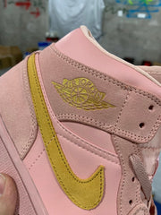 Air Jordan 1 Mid