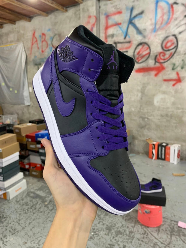 Air Jordan 1 Mid "Purple Black”