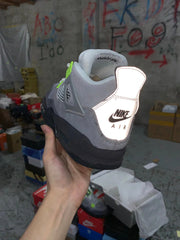 Air Jordan 4 Retro LE "Air Max 95 Neon