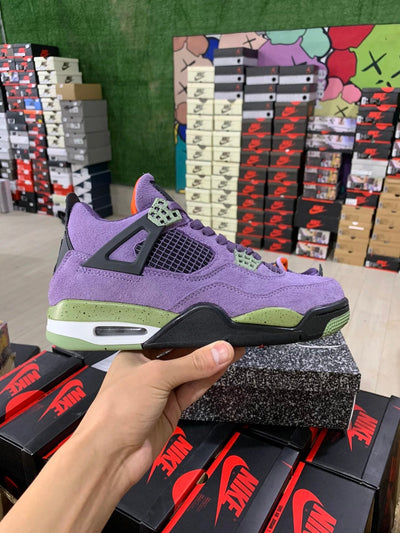 Air Jordan 4 Retro