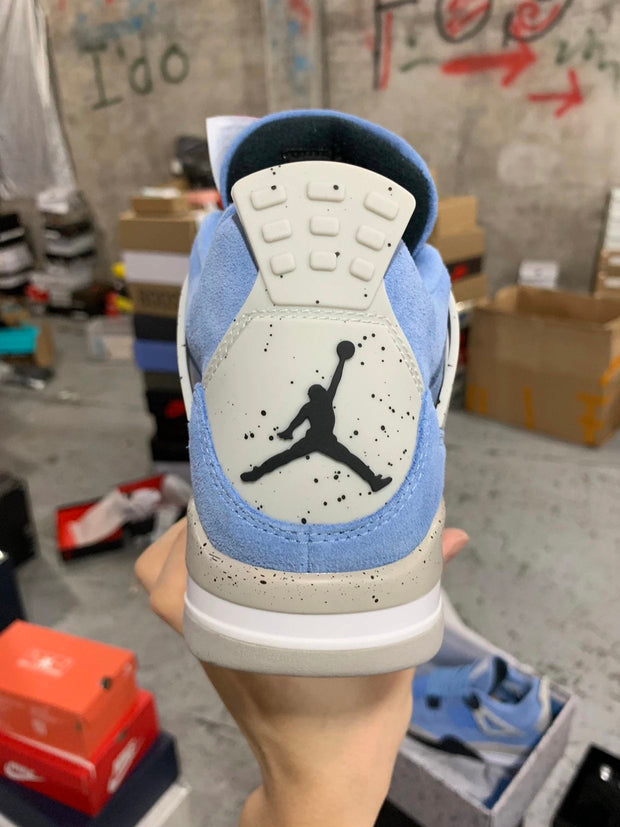 Air Jordan 4 Retro "University Blue "