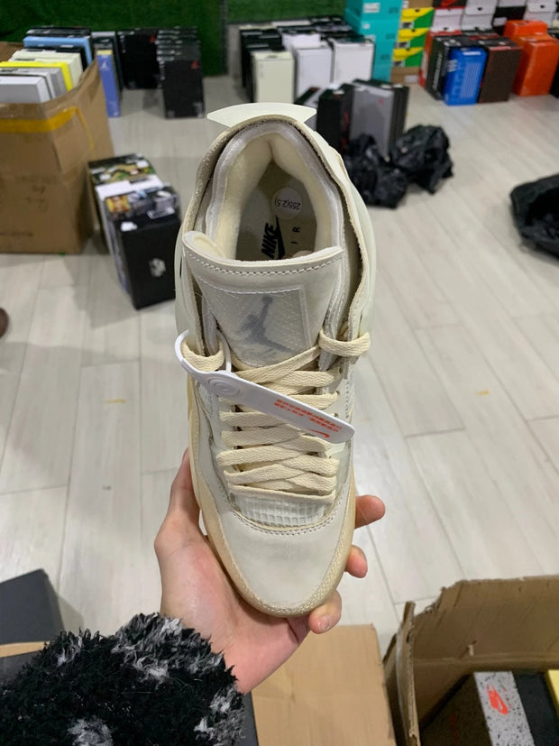 Air Jordan 4 × off white