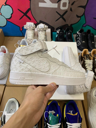 1V x Nike Air Force 1 mid