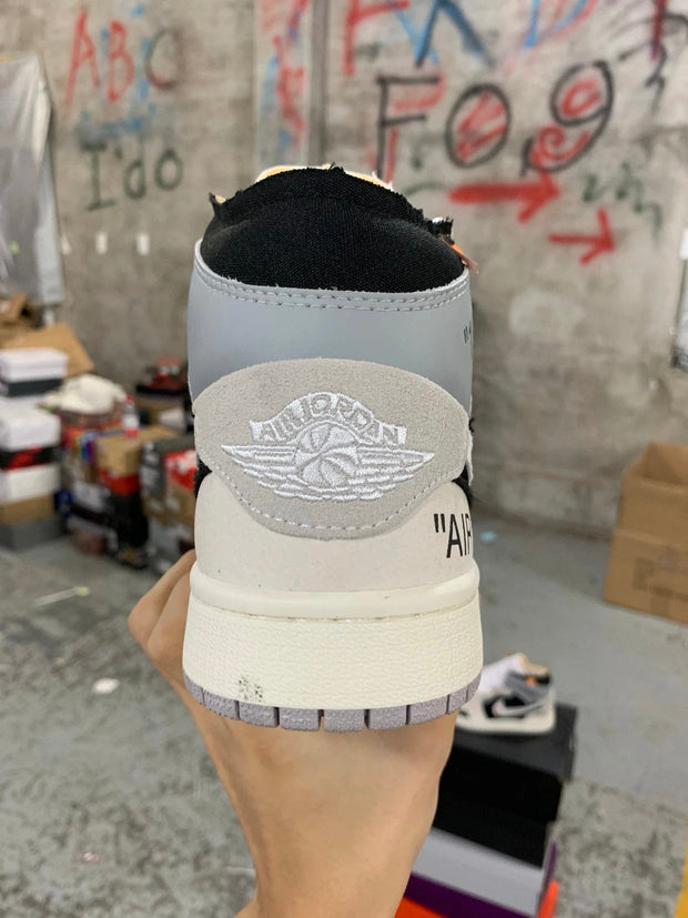 Air Jordan 1 Mid SE