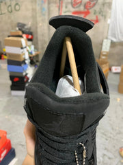Air Jordan 4 Retro black cat