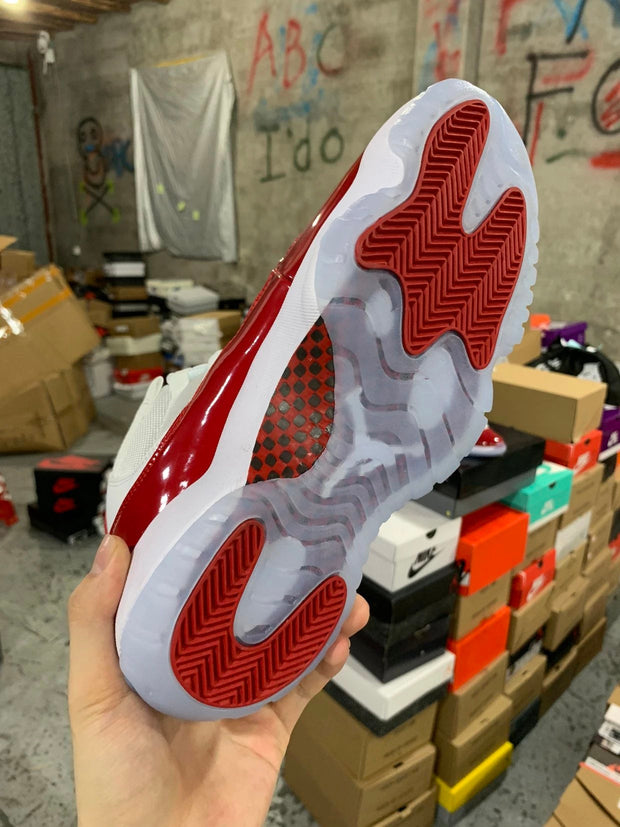 Air Jordan 11 Retro " Cherry "