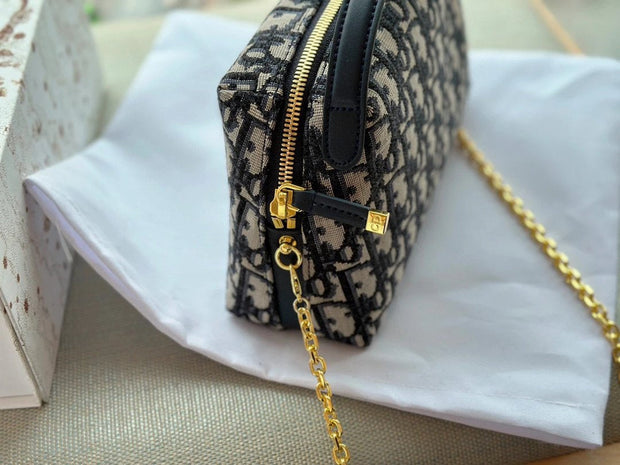 Dior small shoulder chain bag