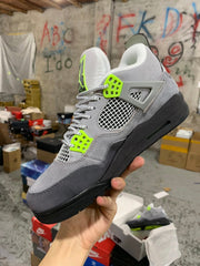 Air Jordan 4 Retro LE "Air Max 95 Neon