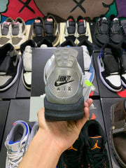 Air Jordan 4 retro se95neon
