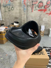 AD originals Yeezy Slide "Pure"'