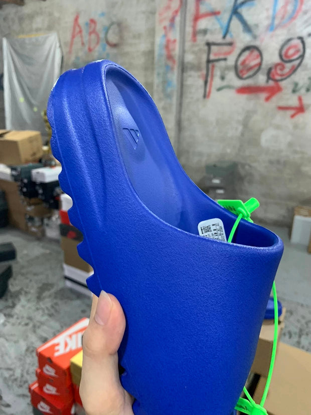 AD originals Yeezy Slide"Pure"'