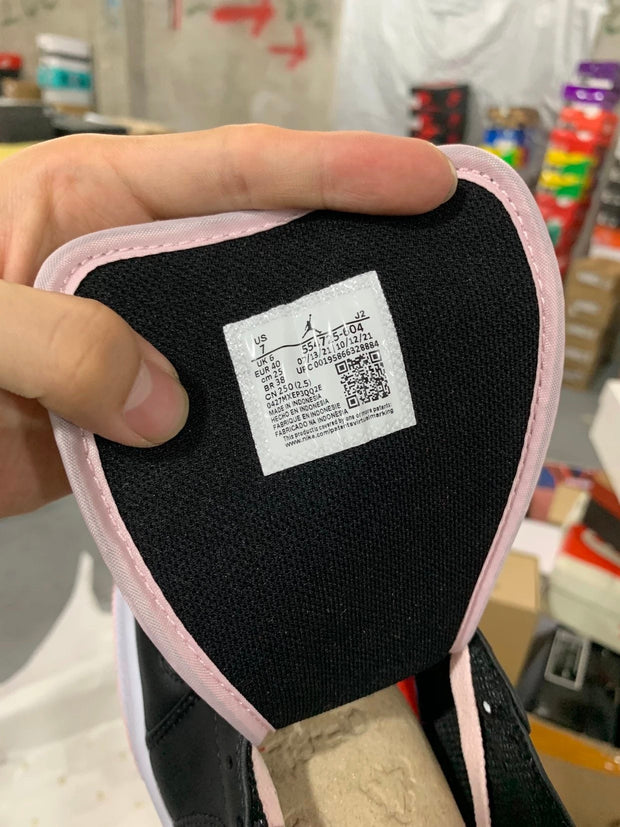 Air Jordan 1 Mid