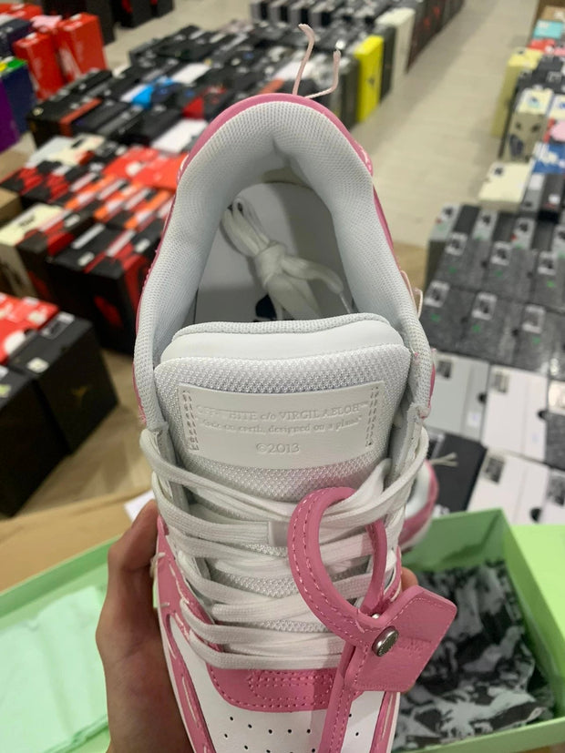OFF-WHITE Out Of Office OW