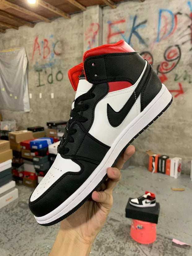 Air Jordan 1 Mid