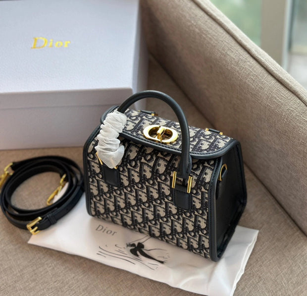 Dior Montaigne Box Bag