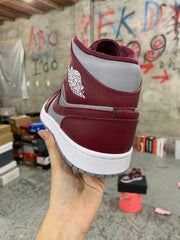Air Jordan 1 Mid Team Rea