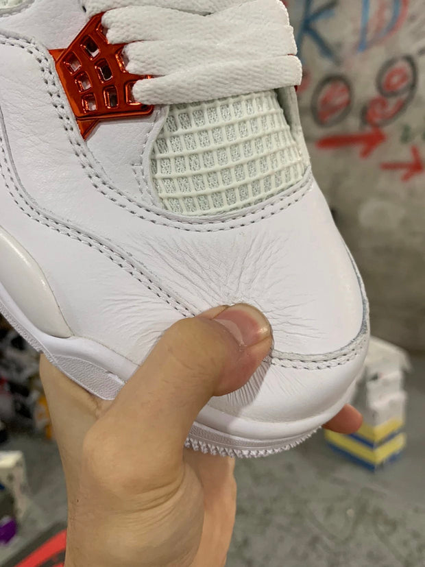 Air Jordan 4 "Orange Metallic ’