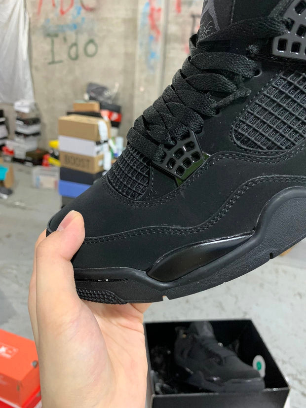 Air Jordan 4 Retro black cat
