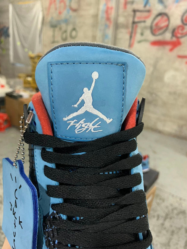 Travis Scott x Air Jordan 4