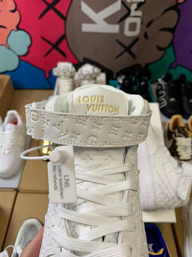 1V x Nike Air Force 1 mid
