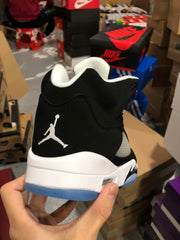 Air Jordan 5 Retro Oreo