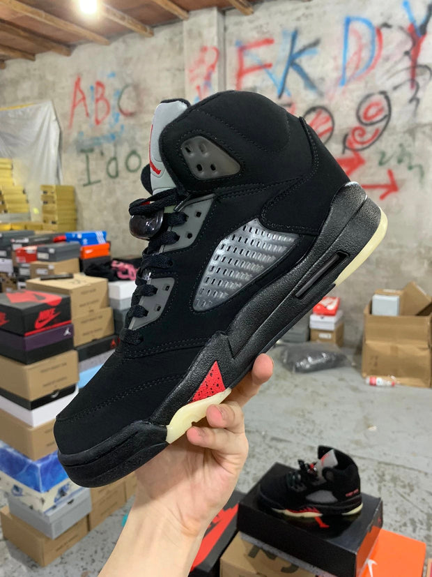 Air Jordan 5 Retro Black Metallic Silver (GS)