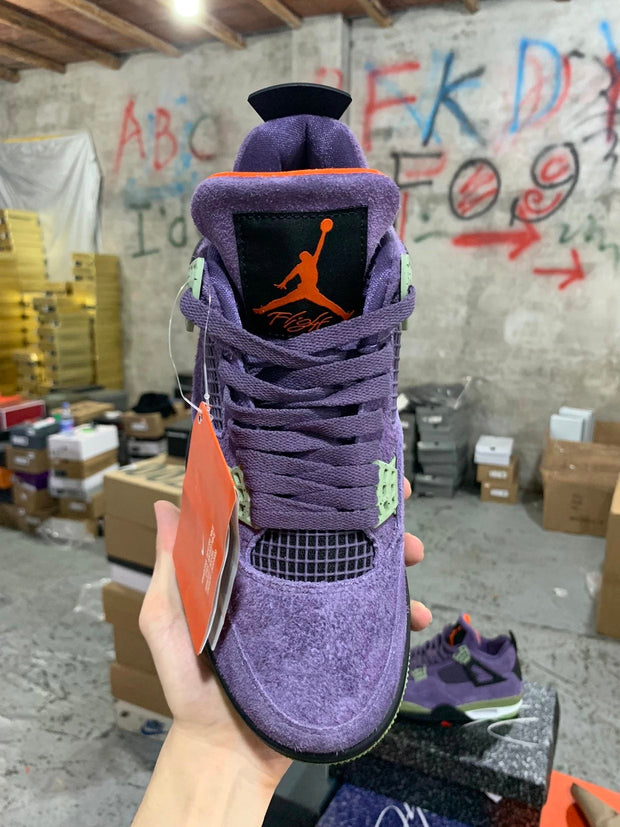 Air Jordan 4 Retro“Canyon Purple”