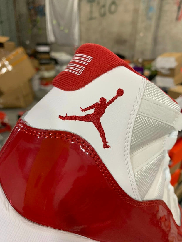 Air Jordan 11 Retro " Cherry "