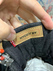 Air Jordan 4 Retro X Levis