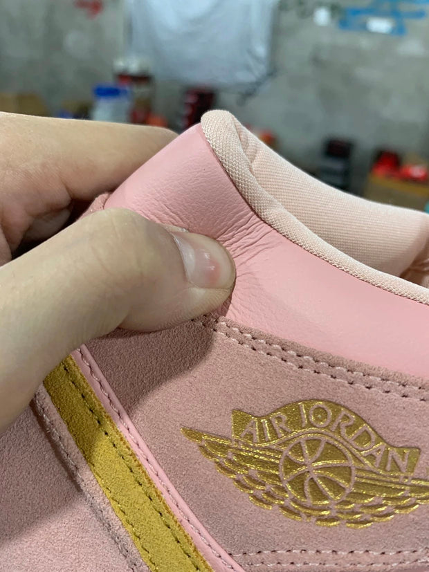 Air Jordan 1 Mid