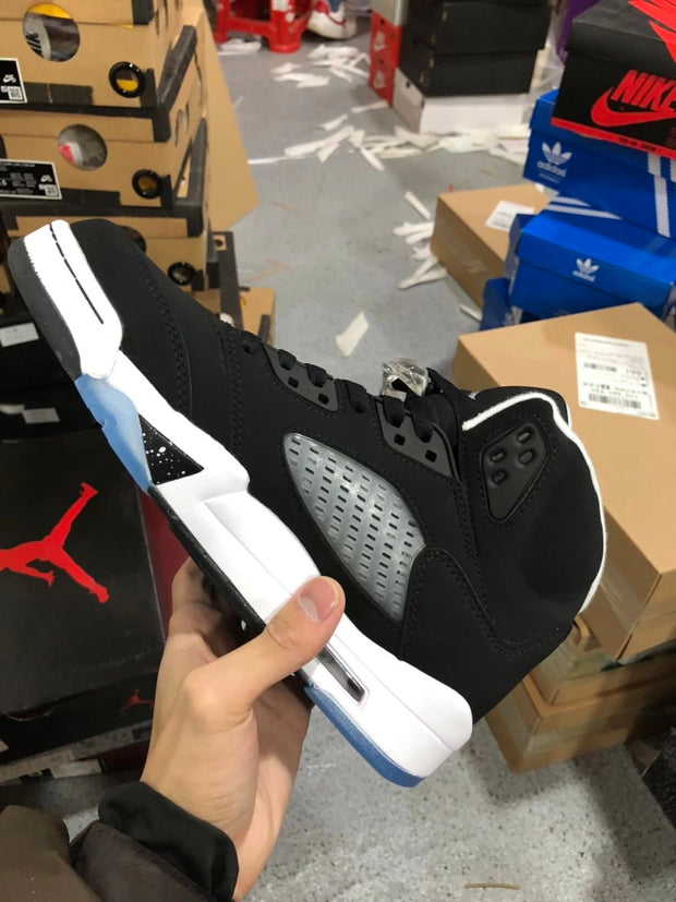 Air Jordan 5 Retro Oreo