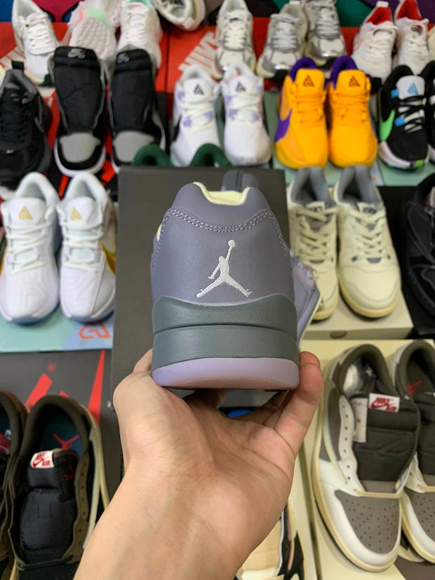 Nike Air Jordan Retro 5 Low lndigo Haze