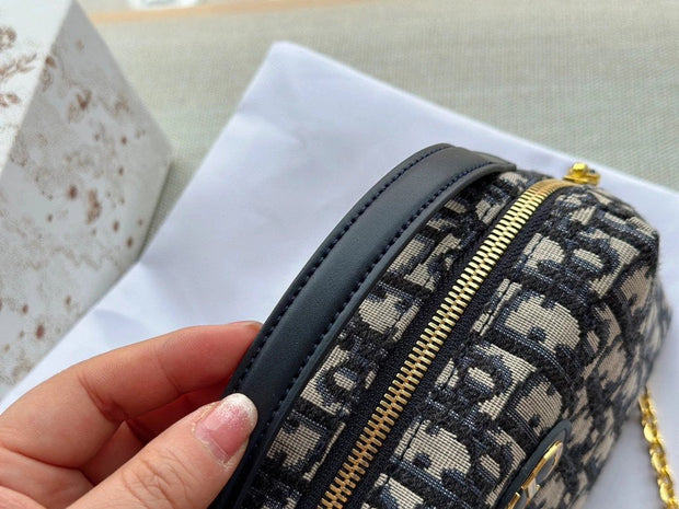 Dior small shoulder chain bag