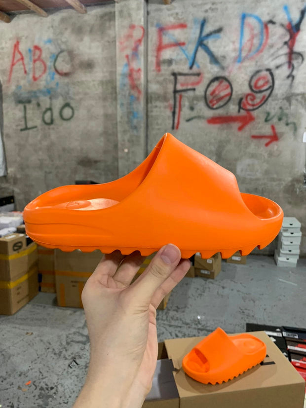 AD originals Yeezy Slide "Pure"'