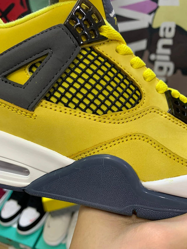 Air Jordan 4 Retro Lighting