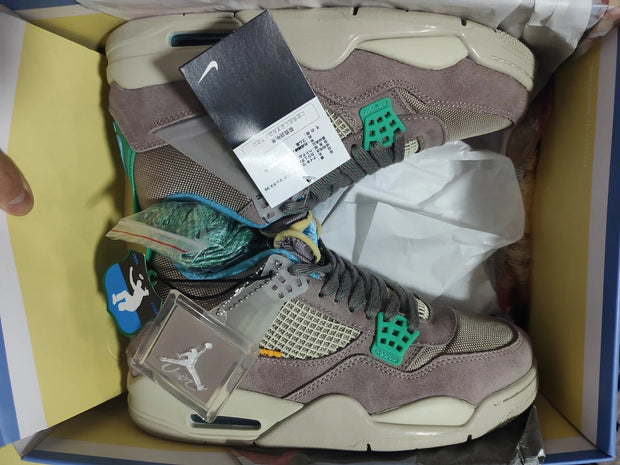 AJ4 X Union "Taupe Haze"