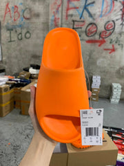 AD originals Yeezy Slide "Pure"'