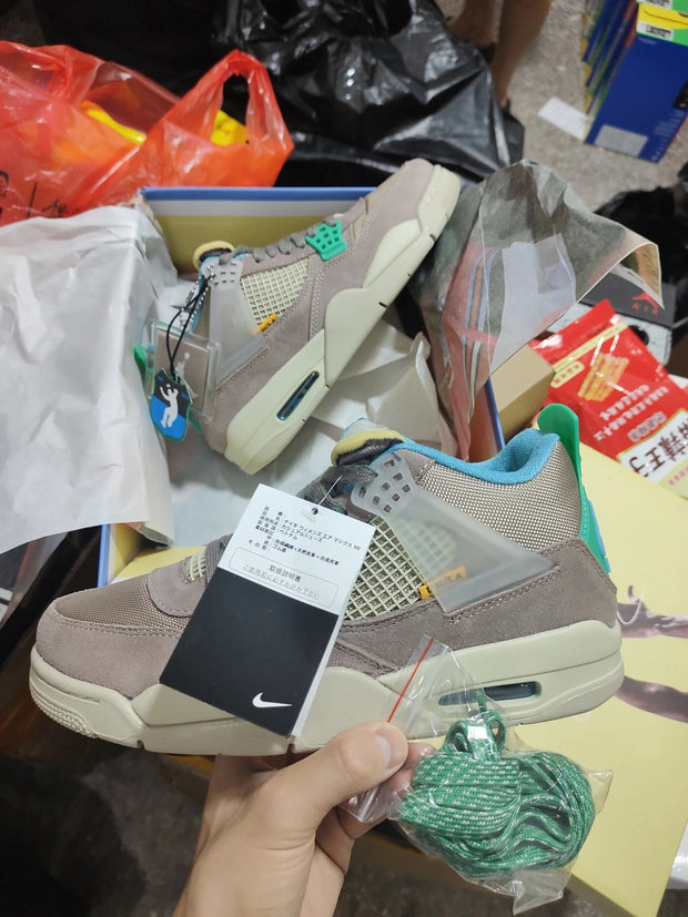 AJ4 X Union "Taupe Haze"
