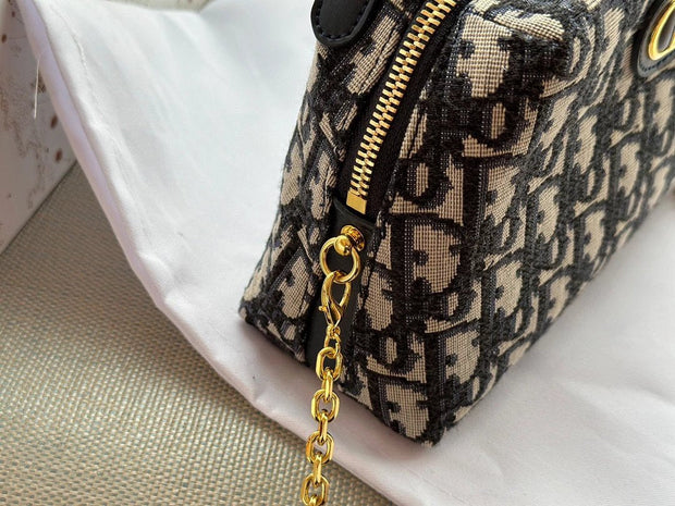 Dior small shoulder chain bag