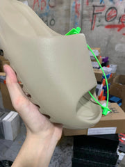AD originals Yeezy Slide "Pure"'