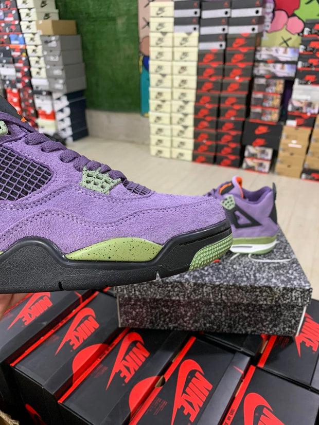 Air Jordan 4 Retro