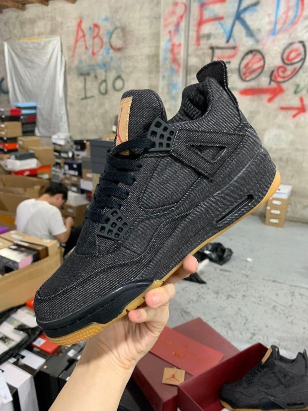 Air Jordan 4 Retro X Levis