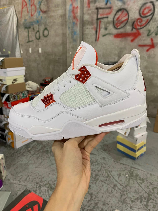 Air Jordan 4 "Orange Metallic ’