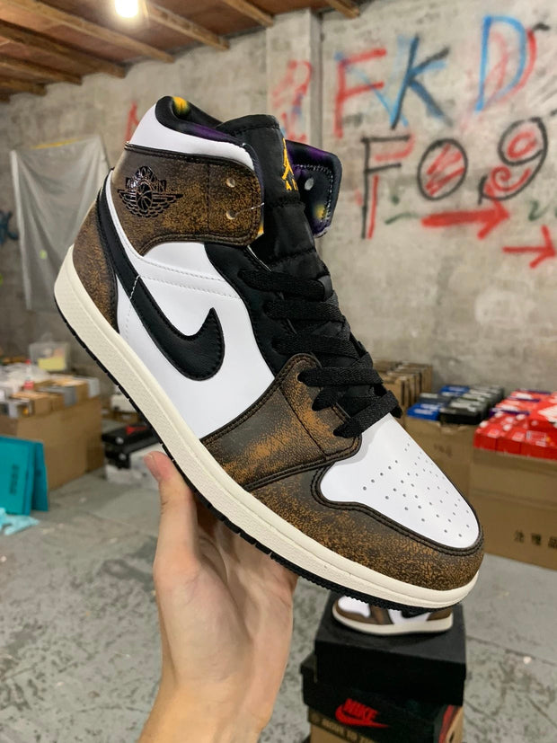 Air Jordan 1 Mid Wear Away