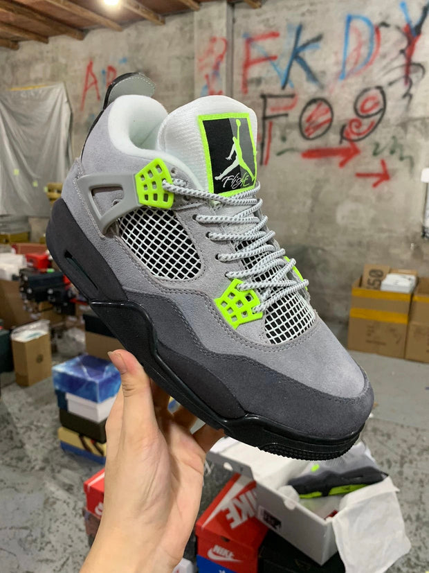 Air Jordan 4 Retro LE "Air Max 95 Neon